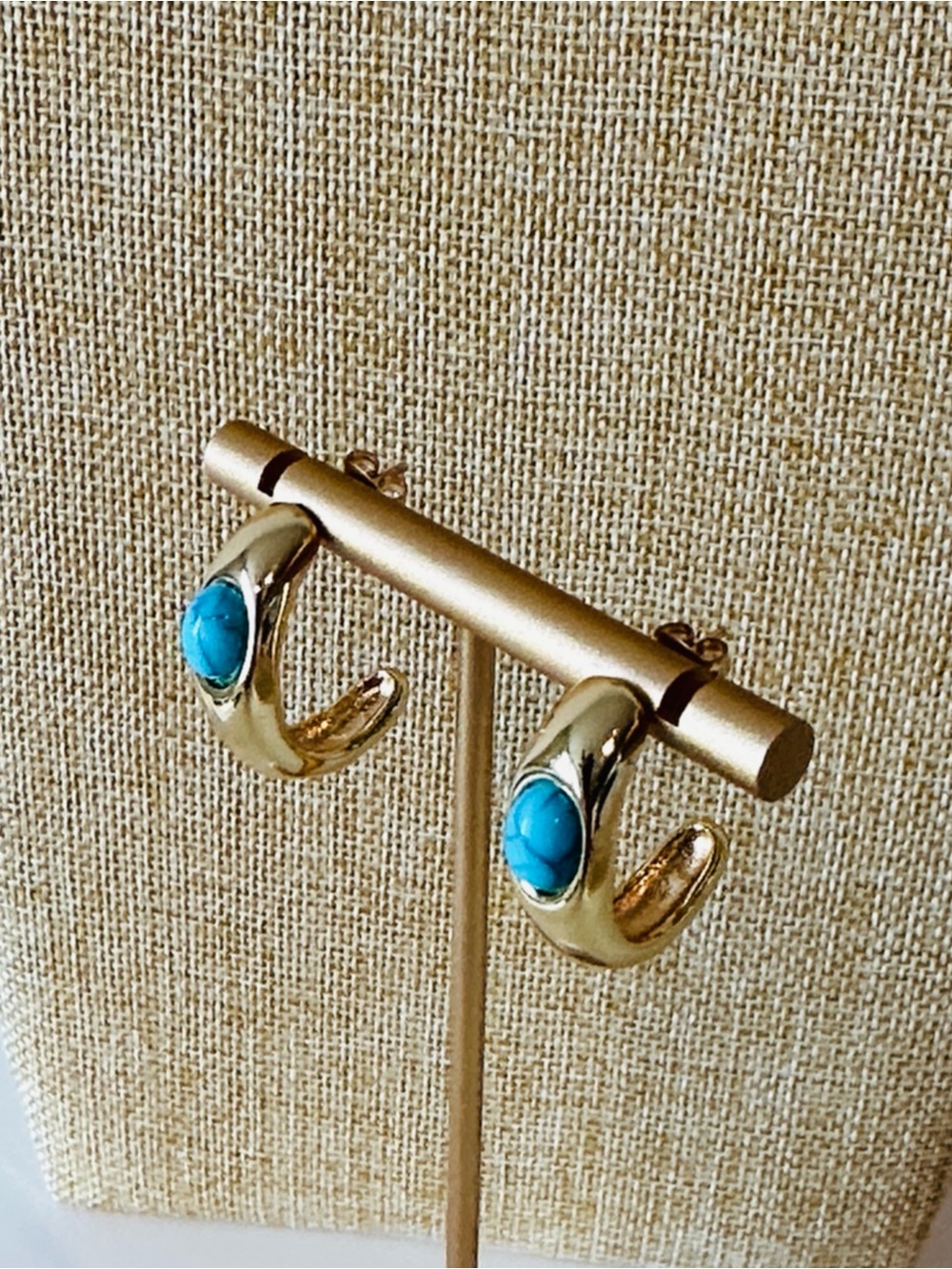 Fashion Jewelry Gold Hoop Earrings with Turquoise Blue Accent